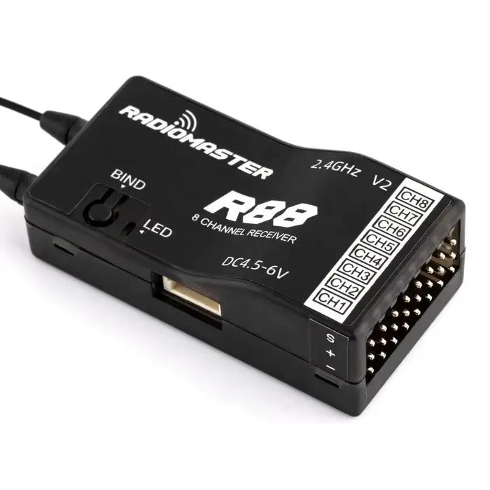Récepteur Radiomaster R81 R84 R86 R86C R88 4/6/8/16CH Frsky D8 D16 SBUS RSSI V2.0 pour TX16S SE RC FPV Drone Aircraft