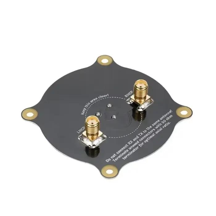 Antenne patch triple alimentation 5