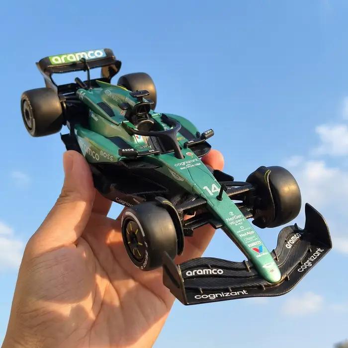 1:32 2024 F1 Aston Martin AMR23 Fernando Alonso No.14 #4 Super voiture de course alliage métal moulé sous pression modèle voiture enfants jouet voiture présent