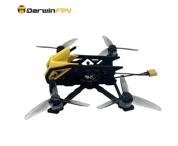 Drone DarwinFPV BabyApe Ⅲ Freestyle 3 pouces ELRS 2.4G avec Caméra Intégrée pour Vols Stables et Captures de Haute Qualité Occasions de Voyages et Moments Familiaux