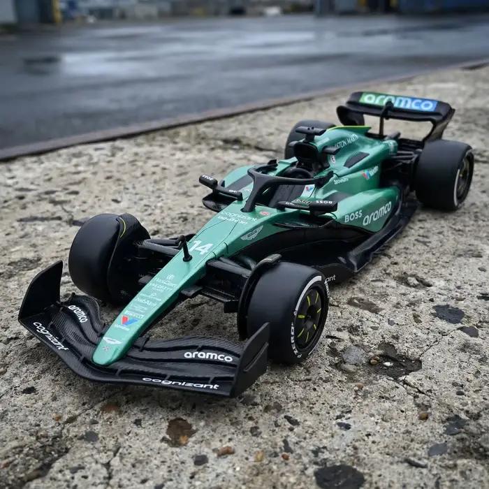 1:32 2024 F1 Aston Martin AMR23 Fernando Alonso No.14 #4 Super voiture de course alliage métal moulé sous pression modèle voiture enfants jouet voiture présent