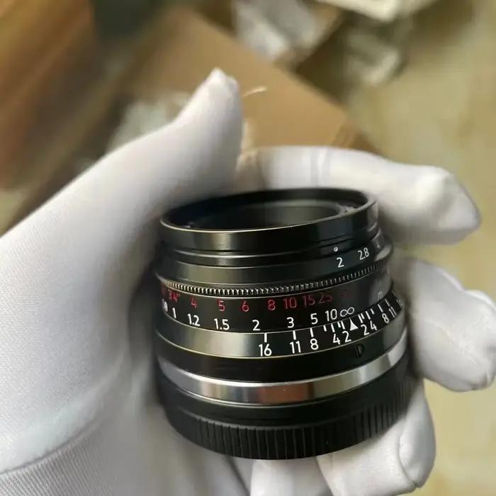 Objectif photo 35mm F2 à mise au point manuelle