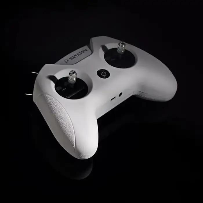 Émetteur radio BETAFPV LiteRadio 2 SE pour FPV Racing Brushless Whoop débutants avec compatibilité Frsky Bayang pour courses aériennes et rassemblements de drones