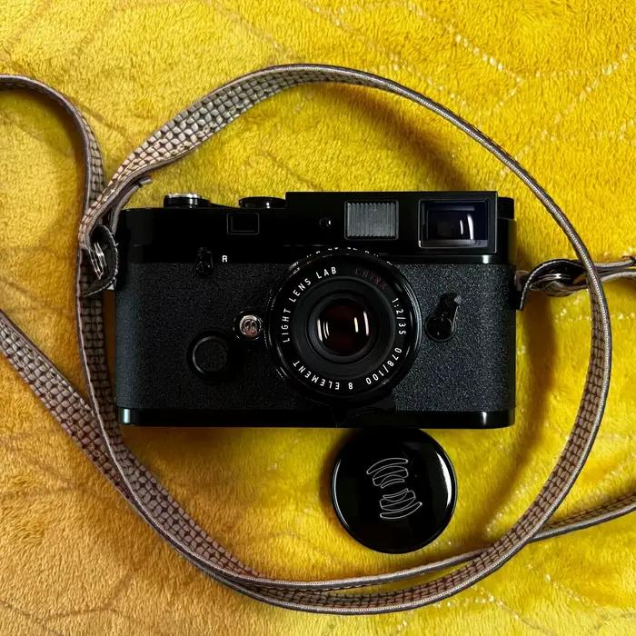 Objectif photo 35mm F2 à mise au point manuelle