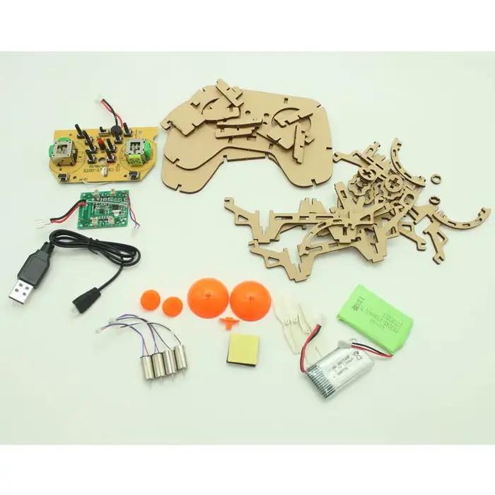 Modèle de drone à quatre axes bricolage en bois assemblé interaction parent-enfant expérience scientifique et éducative de l'éco