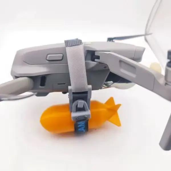 Contrôle universel du lanceur de libérateur de drone par lumière