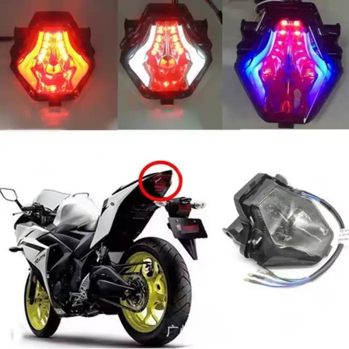 Nouveau support de plaque d'immatriculation en alliage d'aluminium CNC pour moto 2026, support de plaque pliable avec fixation pour feu arrière et support de fixation pour éclairage