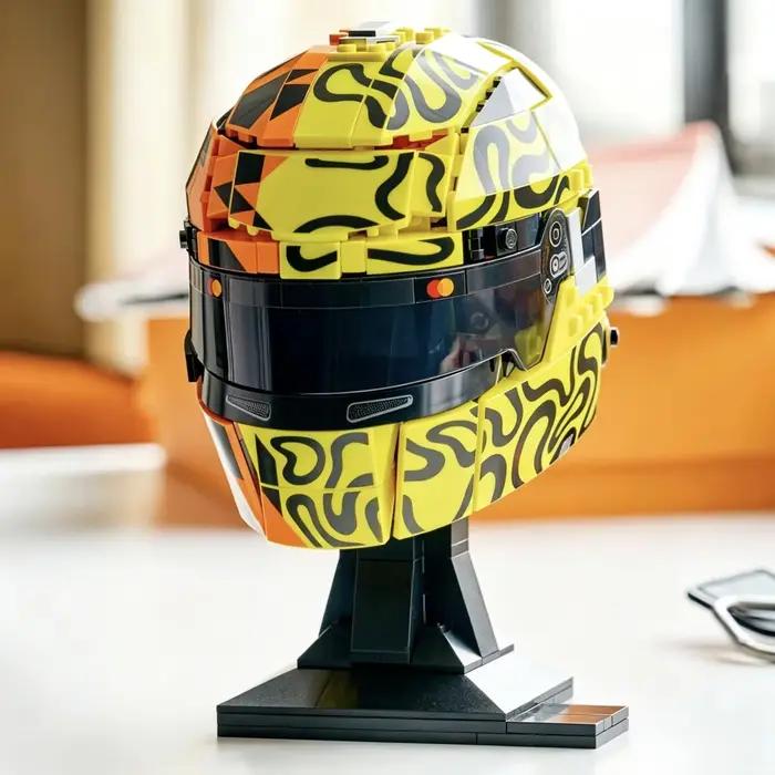 Modèle de casque de pilote de course automobile en blocs de construction, Lewis Hamilton, Charles Leclerc, Oscar Piastri, Lando Norris, jouets et cadeaux