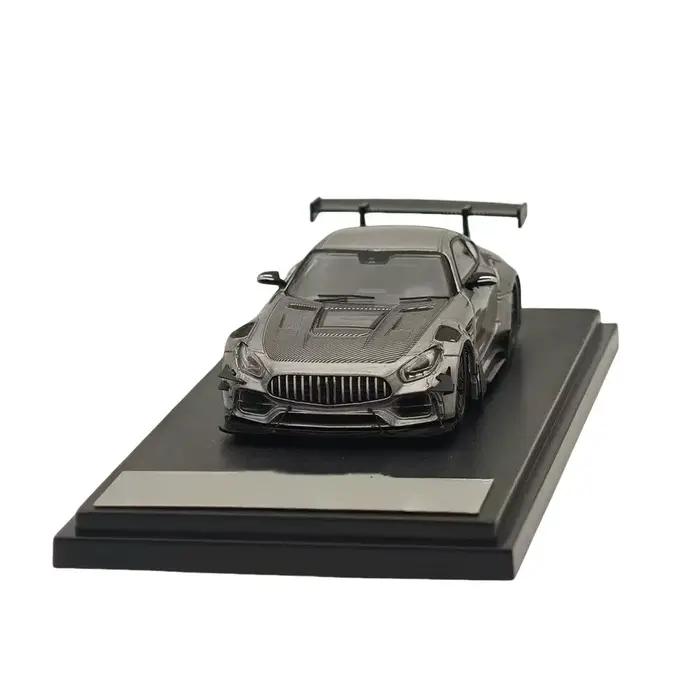 Modèle de rhinocéros RM GTS Carbonerre, modèle de sport de course à corps large, jouets moulés sous pression, modèles de voiture, cadeaux de Collection, 1:64