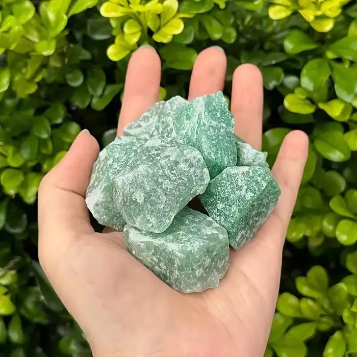Pierre de cristal de gravier d'aventurine verte brute, naturelle brute, parfaite pour le culbutage de roche, décoration de paquet de matériel fini de bricolage, Na