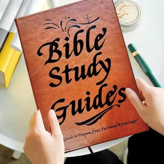 Guide d'étude biblique pour débutants, journal dévotionnel de 66 pages avec citations bibliques quotidiennes, réflexions sur la prière et plan d'étude annuel
