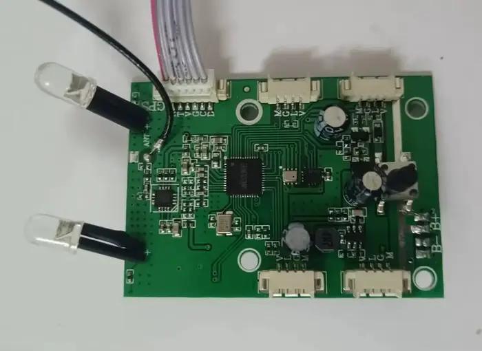 Pièces de drone RC L900PRO L900 Pro : Carte de réception principale GPS