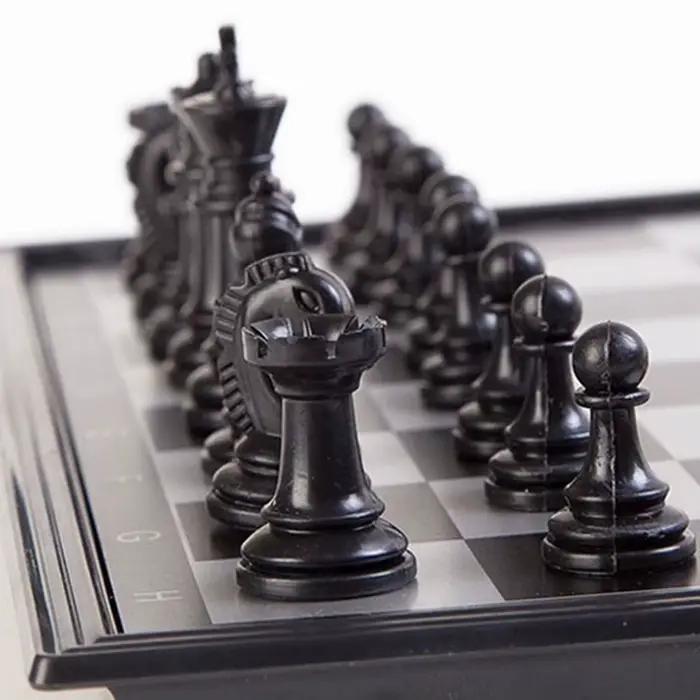 Échiquier portable 19,5*19,5 cm, échiquier en plastique, jeu d'échecs éducatif, cadeau pour adultes, enfants, débutants