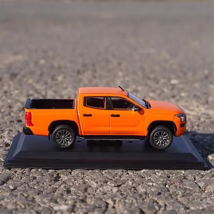 1: 43 usine originale pour modèle de ramassage MITSUBISHI tout nouveau jouet cadeau de Collection TRITON