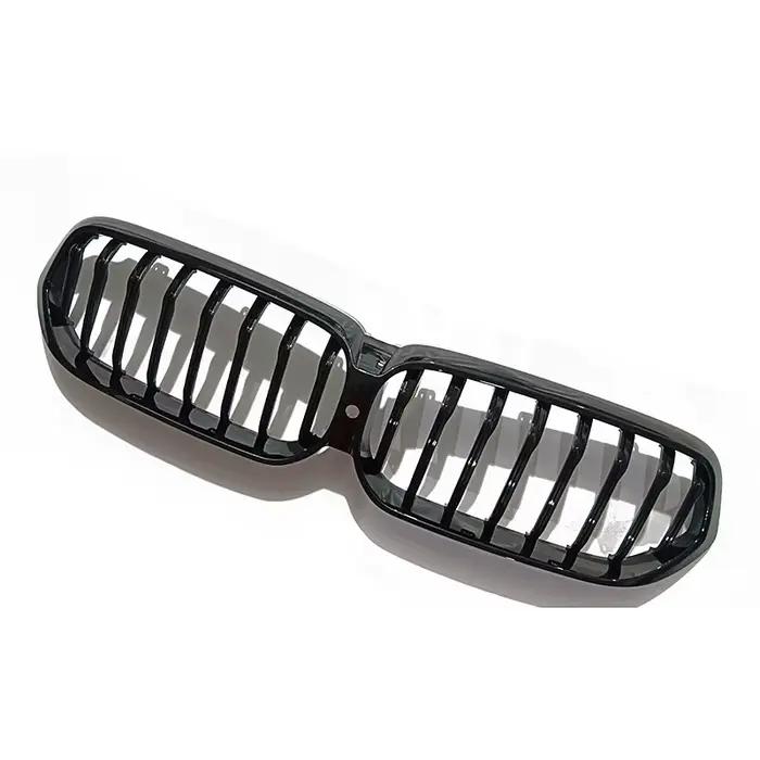 Compatible avec les modèles BMW 6GT G32 2021-2023 à grille noire brillante.