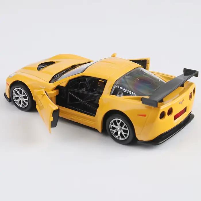 Modèle de voiture miniature Chevrolet Corvette C6-R 1/36 RMZ CiTY, voiture de course miniature en métal, collection de modèles réduits, cadeau pour petit ami