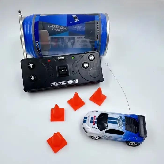 Jouet Épique Mini RC Racer 4WD Taille Canette de Coca pour Enfants et Adultes Occasions Spéciales Courses à Grande Vitesse