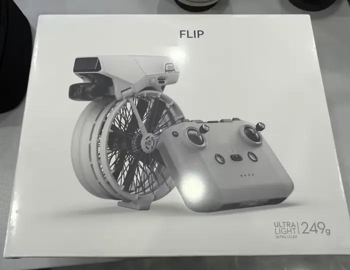 En stock Flip RC-N3/RC2 4K/60fps HDR 31 minutes de temps de vol maximum