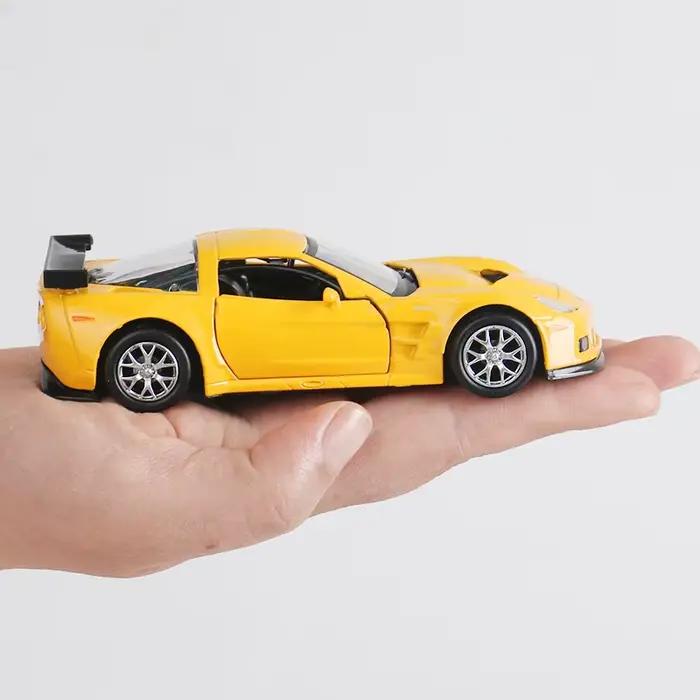 Modèle de voiture miniature Chevrolet Corvette C6-R 1/36 RMZ CiTY, voiture de course miniature en métal, collection de modèles réduits, cadeau pour petit ami
