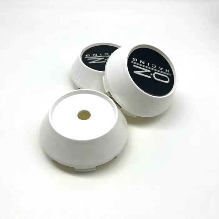 4 autocollants emblèmes O.Z OZ Racing 60mm 65mm 68mm 69mm pour enjoliveurs de roue de voiture, accessoires de moyeu de roue blancs