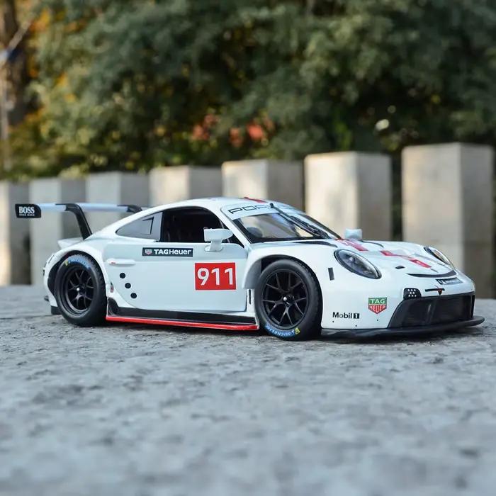 Bburago 1:24 Porsche 911 RSR édition course
