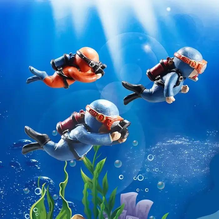 Mini Aquarium Flottant, Accessoires de Décoration, Mignon Plongeur Surf Garçon Baleine Fille Anime Figure Décoration Poisson Précieux Invité ing Ornement
