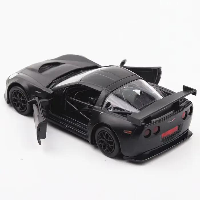 Modèle de voiture miniature Chevrolet Corvette C6-R 1/36 RMZ CiTY, voiture de course miniature en métal, collection de modèles réduits, cadeau pour petit ami