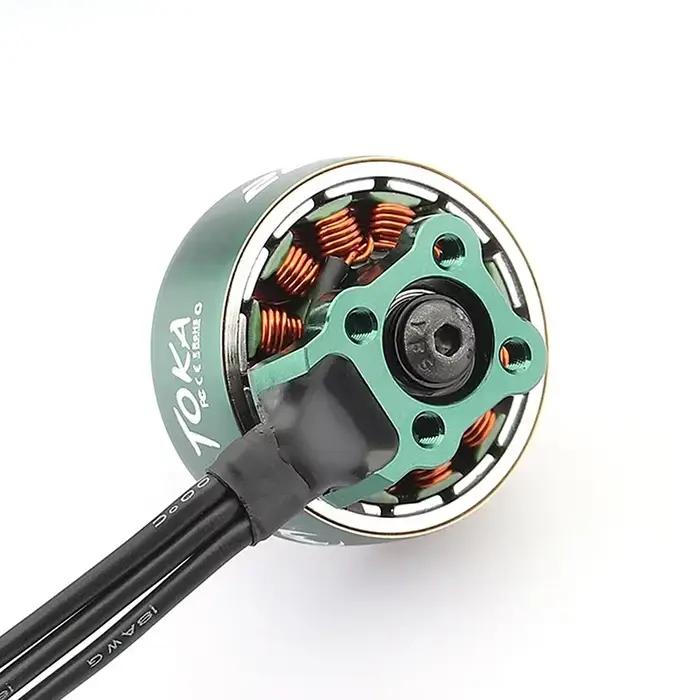 DIATONE MAMBA TOKA 2808 1100KV moteur sans balais avec arbre en alliage de titane de 6mm Compatible hélice de 7 pouces 4-6S pour Drone de course FPV